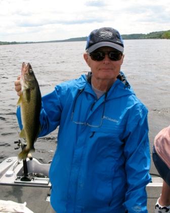 19 inch Walleye - Way to go Fred